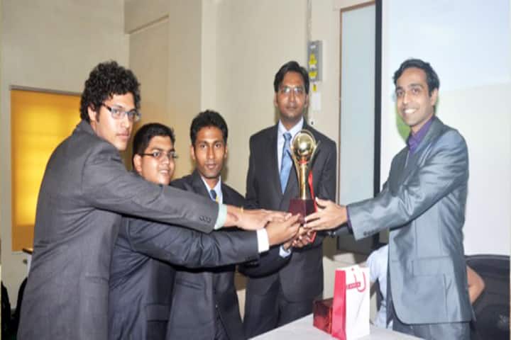 Smt KG Mittal Institute of Management campus in Mumbai, Maharashtra, India — photo 3