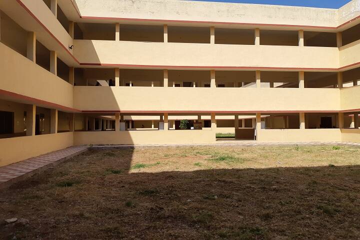 Bhawani Sao Ramlal Sao Memorial College of Agricultural Engineering and Technology and Research Station campus in Mungeli, Chhattisgarh, India — photo 2