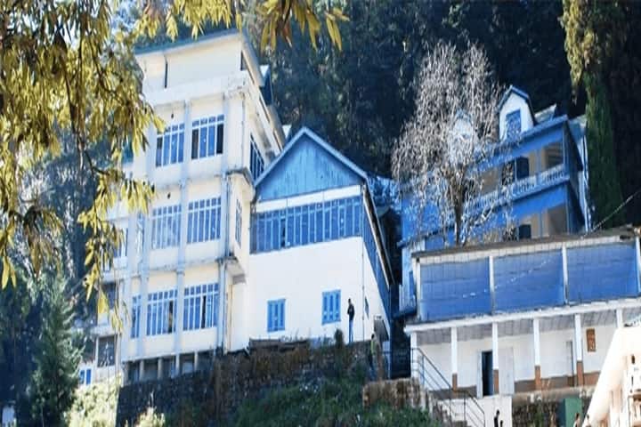 Rajiv Gandhi Government College campus in Shimla, Himachal Pradesh, India — photo 1