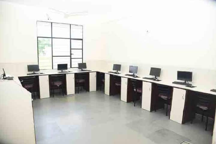 Shaheed Bandhu Singh Degree College campus in Gorakhpur, Uttar Pradesh, India — photo 2