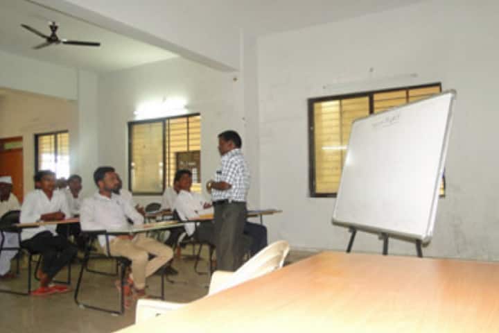Dairy Science College campus in Gulbarga, Karnataka, India — photo 2