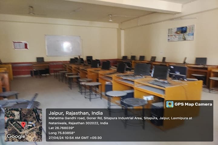 Jasoda Devi Teachers Training College campus in Jaipur, Rajasthan, India — photo 5