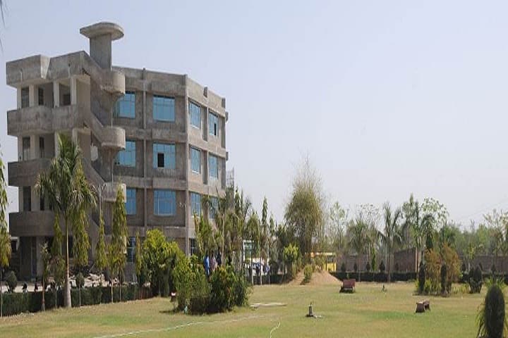 Merchant Institute of Diploma Studies campus in Mehsana, Gujarat, India — photo 1