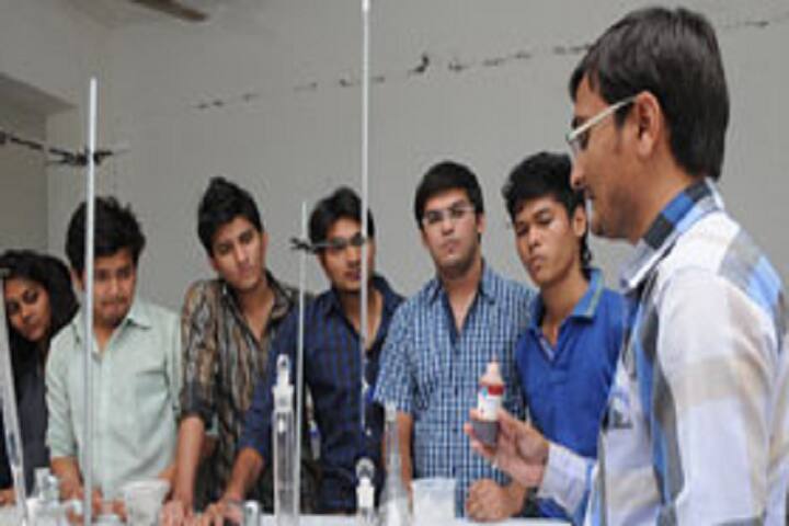Merchant Institute of Diploma Studies campus in Mehsana, Gujarat, India — photo 3