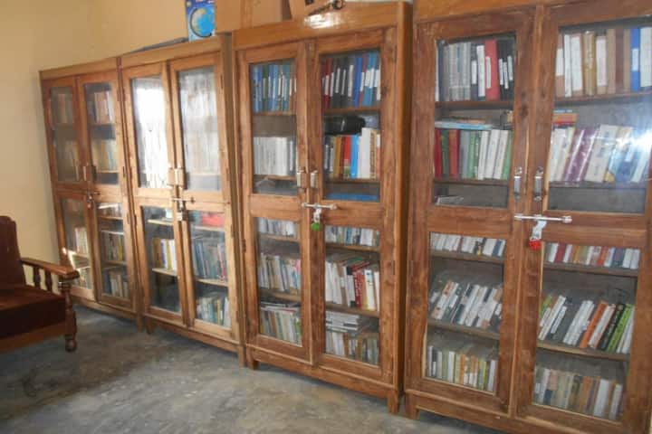 Sri Svaminath Singh Surendra Mahavidyalay campus in Ballia, Uttar Pradesh, India — photo 4