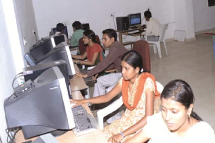 Chhattisgarh Agriculture College campus in Durg, Chhattisgarh, India — photo 3