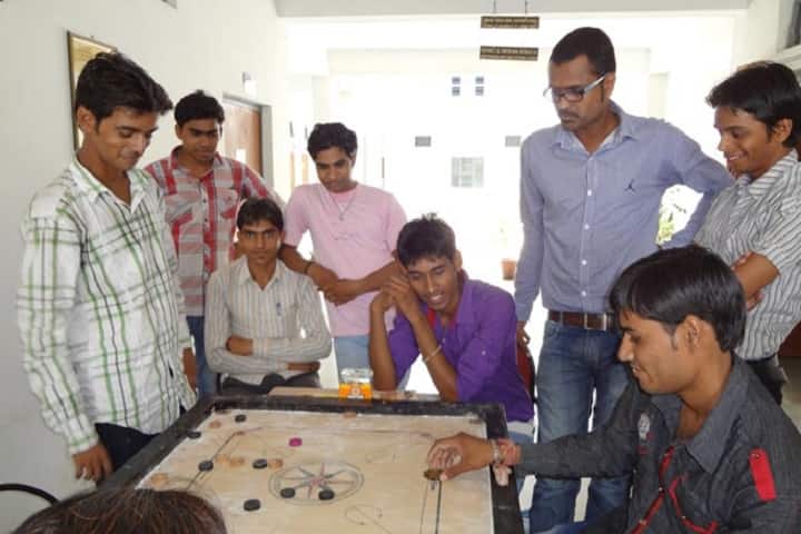 Mayadevi Institute of Advanced Education campus in Dewas, Madhya Pradesh, India — photo 5
