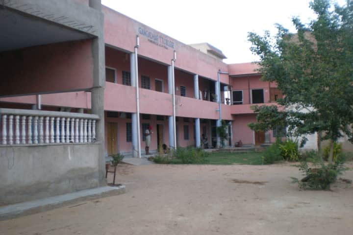 Chanchal Ahilya Umrawati Mahila PG College campus in Mandrella, Rajasthan, India — photo 1