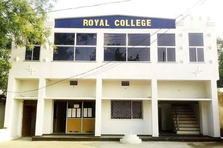 Royal College campus in Dongargarh, Chhattisgarh, India — photo 1