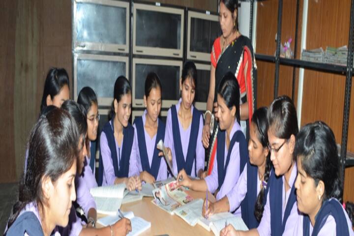 Shree Dada Ji College campus in Satwas, Madhya Pradesh, India — photo 3
