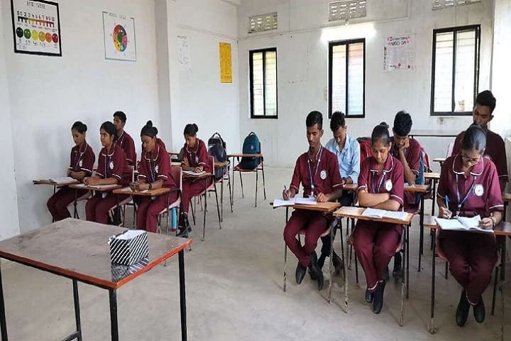 Navjeevan Nursing College campus in Chandrapur, Maharashtra, India — photo 2