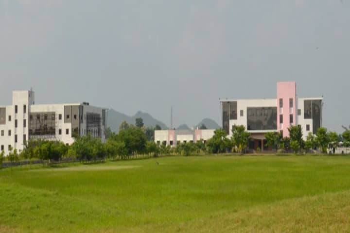 Manoharbhai Patel Institute of Engineering and Technology campus in Bhandara, Maharashtra, India — photo 1