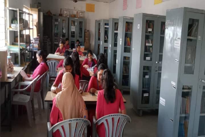 Kuvempu Shatamanothsava Shikshana Mahavidyalaya campus in Shivamogga, Karnataka, India — photo 2