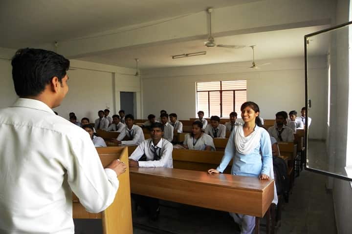 Shri PL Memorial PG College campus in Barabanki, Uttar Pradesh, India — photo 2