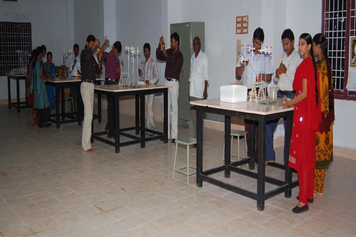 Nannapaneni Venkat Rao College of Engineering and Technology campus in Guntur, Andhra Pradesh, India — photo 3