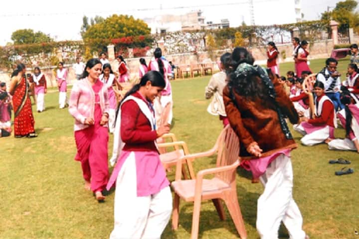 BR Kabra Mahila Shikshak Prashikshan Mahavidhyalaya campus in Nagaur, Rajasthan, India — photo 4