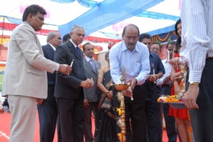 Grow More School of Architecture campus in Himmatnagar, Gujarat, India — photo 3