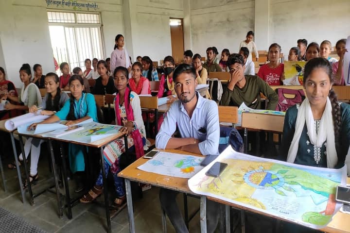 Rani Rashmi Devi Singh Government College campus in Khairagarh, Chhattisgarh, India — photo 6