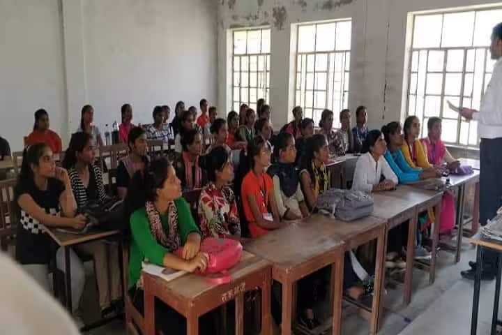 Shri Mishri Lal Sanwal Government PG Girls College campus in Jaisalmer, Rajasthan, India — photo 2