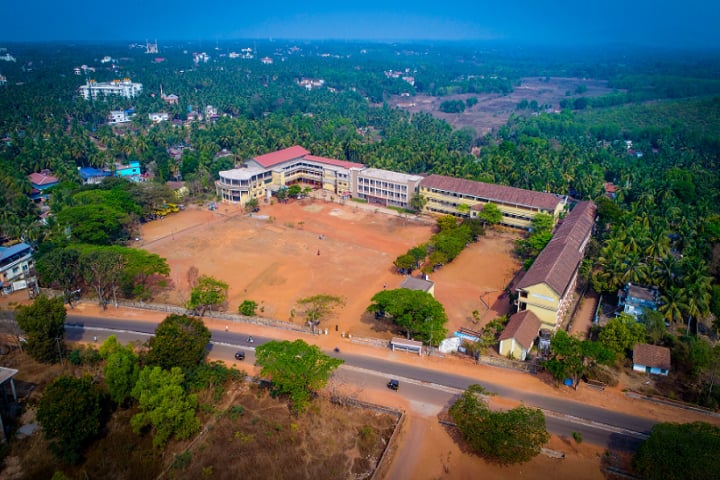 Shree Guru Sudhindra Degree College campus in Bhatkal, Karnataka, India — photo 2