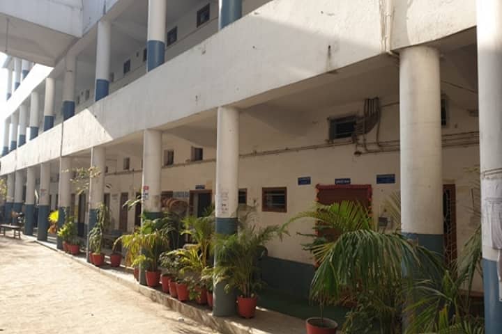Pandit Ugam Pandey College campus in Motihari, Bihar, India — photo 3