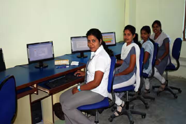 Surendra Prasad Yadav College campus in Gaya, Bihar, India — photo 6