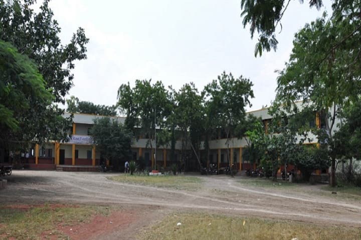 Anandrao Dhonde Alias Babaji Mahavidyalaya, Beed campus in Beed, Maharashtra, India