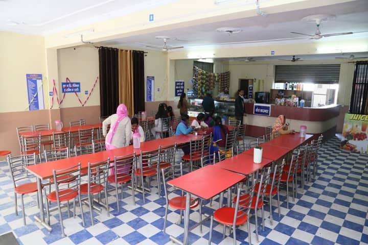 Chander Singh Garhwali Subharti Polytechnic College campus in Dehradun, Uttarakhand, India — photo 2