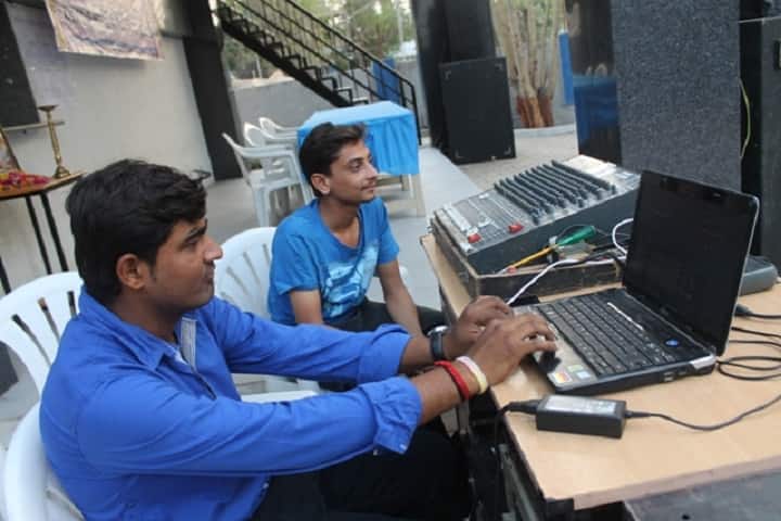 KR Doshi Vidhyasankul campus in Bhavnagar, Gujarat, India — photo 3