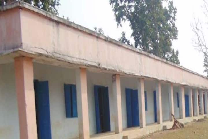 Charigarh Mahavidyalaya campus in Keonjhar, Odisha, India — photo 2