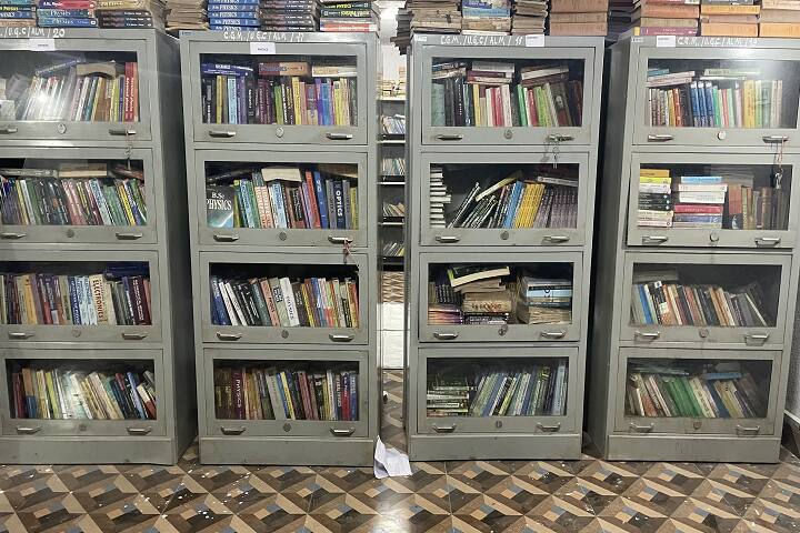 Charigarh Mahavidyalaya campus in Keonjhar, Odisha, India — photo 5