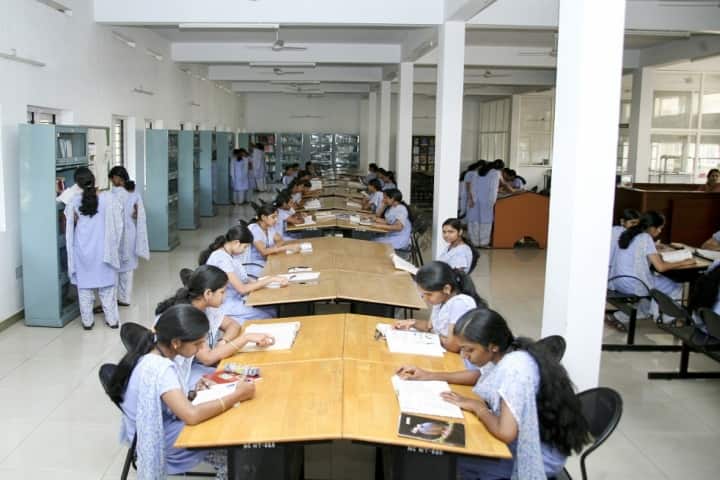 Malankara Orthodox Syrian Church College of Nursing campus in Kochi, Kerala, India — photo 5