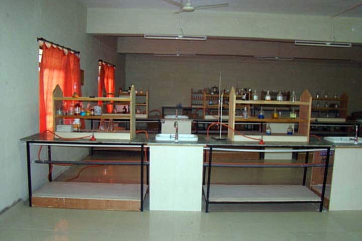 Dr Varsha Patil Institute of Technology campus in Jalgaon, Maharashtra, India — photo 2