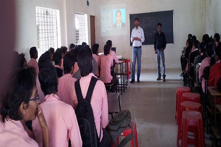 Smt Radhikatai Pandav Polytechnic campus in Nagpur, Maharashtra, India — photo 5