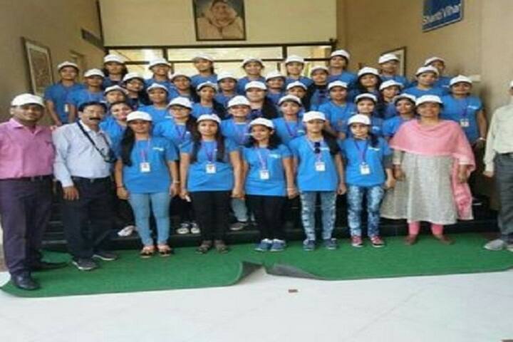 Shri VR Patel College of Commerce campus in Mehsana, Gujarat, India — photo 6