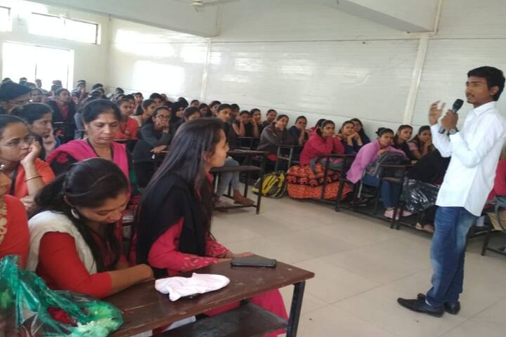 Shree PM Patel College of Paramedical Science and Technology campus in Anand, Gujarat, India — photo 4