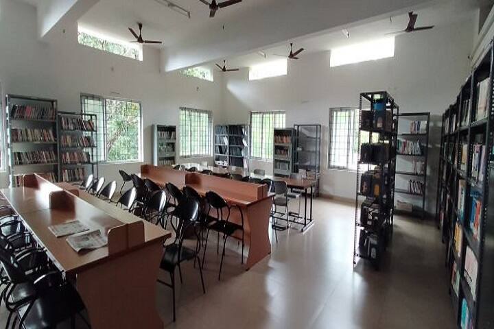 MC Varghese College of Arts and Science campus in Ettumanoor, Kerala, India — photo 3