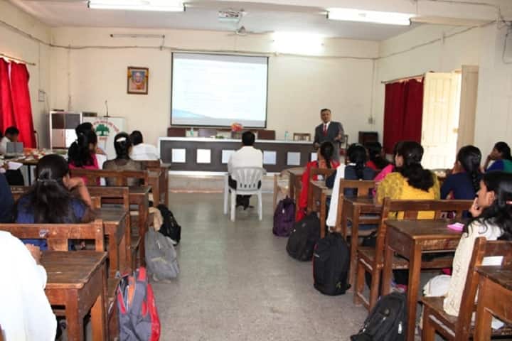Swami Sahajanand Bharati College of Education campus in Shrirampur, Maharashtra, India — photo 2