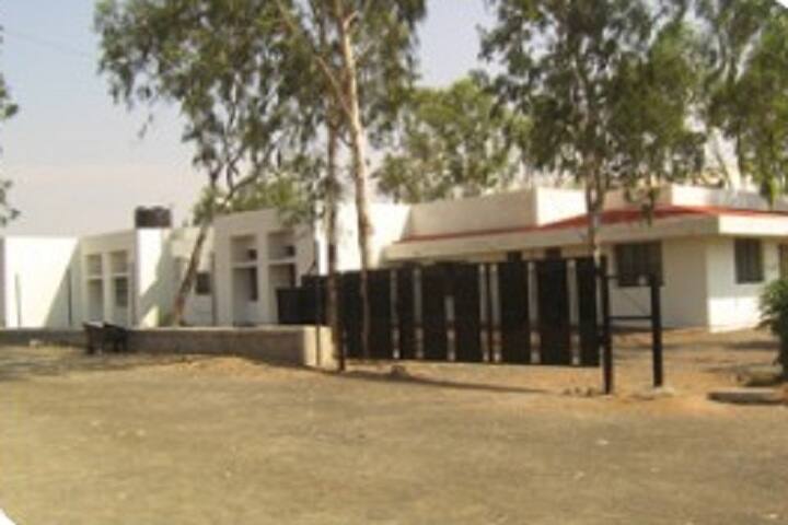 Manikchand Dhariwal Institute of Management and Rural Technology campus in Shirur, Maharashtra, India — photo 3