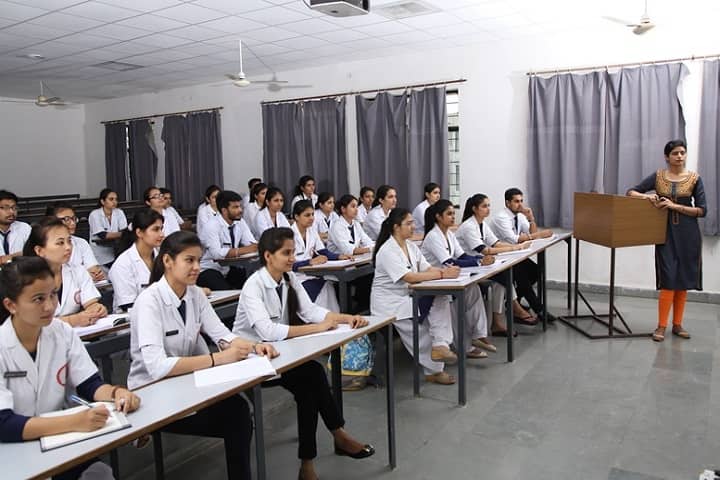 Surendera Dental College and Research Institute campus in Sri Ganganagar, Rajasthan, India — photo 2