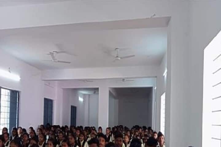 Government Lal Shyam Shah College campus in Rajnandgaon, Chhattisgarh, India — photo 2