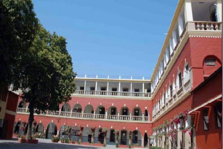 St Aloysius College campus in Jabalpur, Madhya Pradesh, India — photo 1