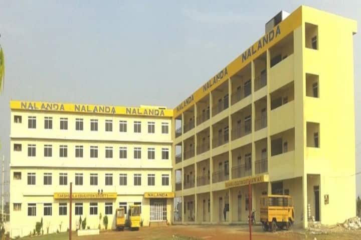 Nalanda Science and Commerce College campus in Jhinjhari, Madhya Pradesh, India — photo 1