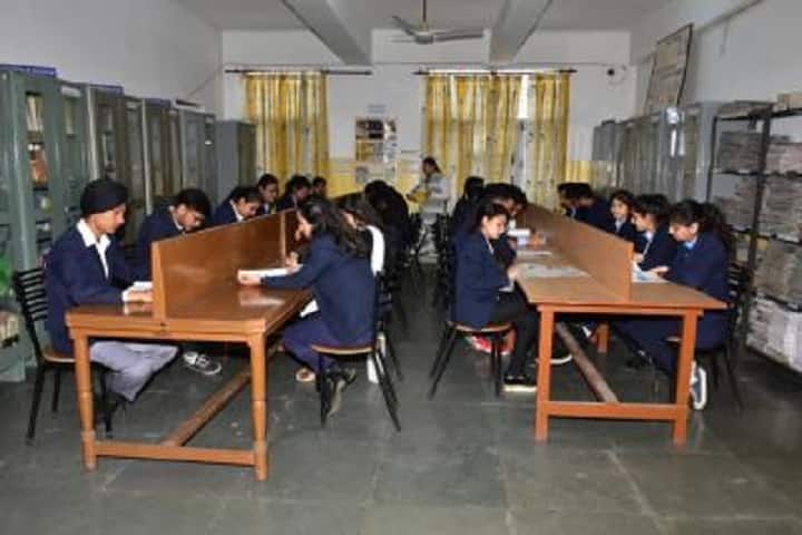 Dogra Degree College campus in Jammu, Jammu and Kashmir, India — photo 3