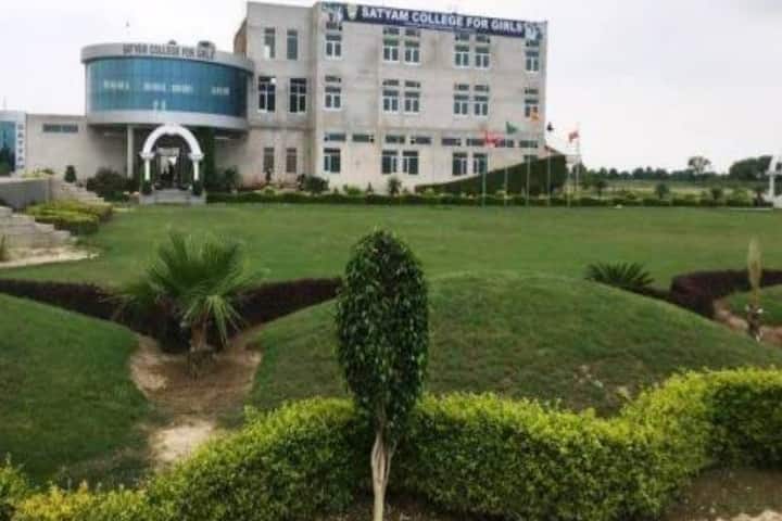 Satyam College for Girls campus in Ludhiana, Punjab, India — photo 1