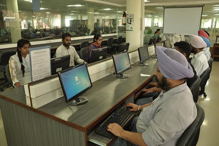 Punjab School of Law campus in Patiala, Punjab, India — photo 6