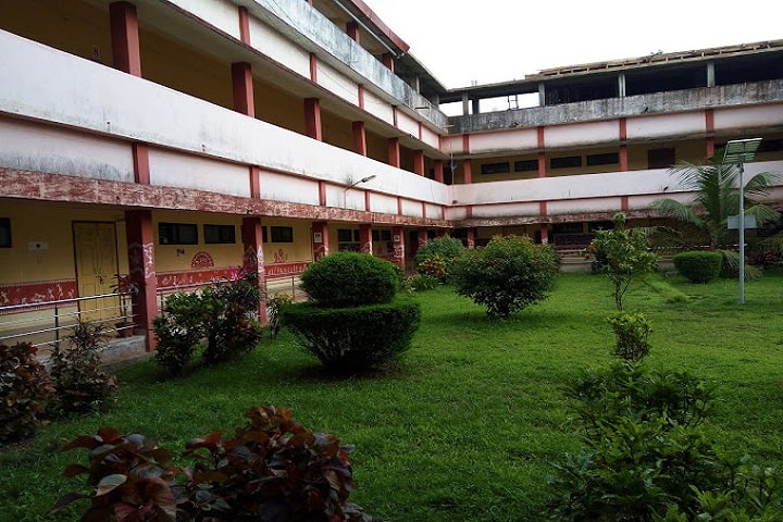 Manjunatha Pai Memorial Government First Grade College of Professional and Business Management campus in Udupi, Karnataka, India — photo 2