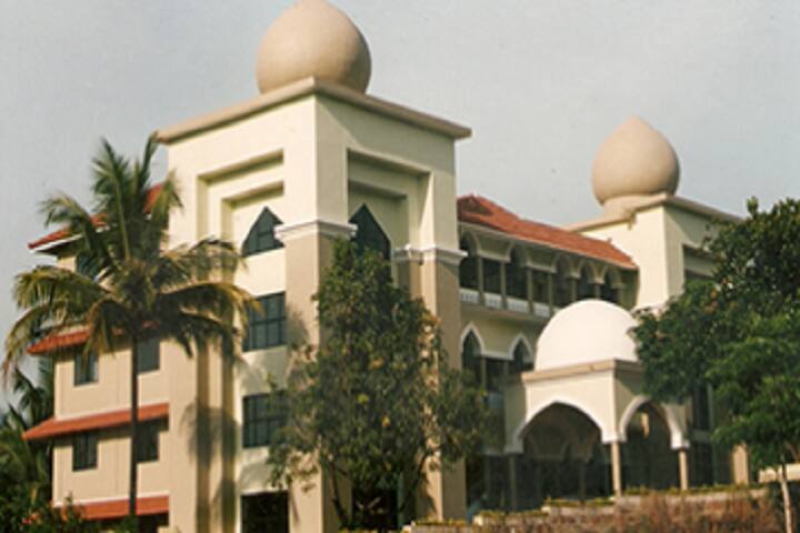 Madeenathul Uloom Arabic College campus in Malappuram, Kerala, India — photo 3