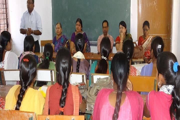 KMT Government Girls College campus in Raigarh, Chhattisgarh, India — photo 2