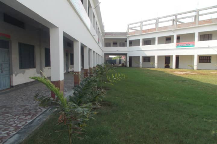 Har Pratap Singh Yadav Mahavidyalaya campus in Handia, Uttar Pradesh, India — photo 1